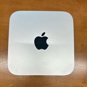 Mac Mini M2 Chip + Mac Adapter Mount